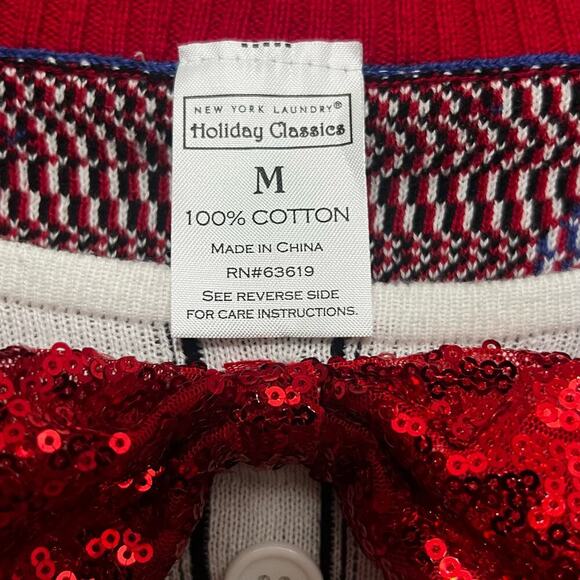 NY Laundry Holiday Classics Penguin Sequined Bow Tie Ugly Christmas Sweater - Picture 7 of 7